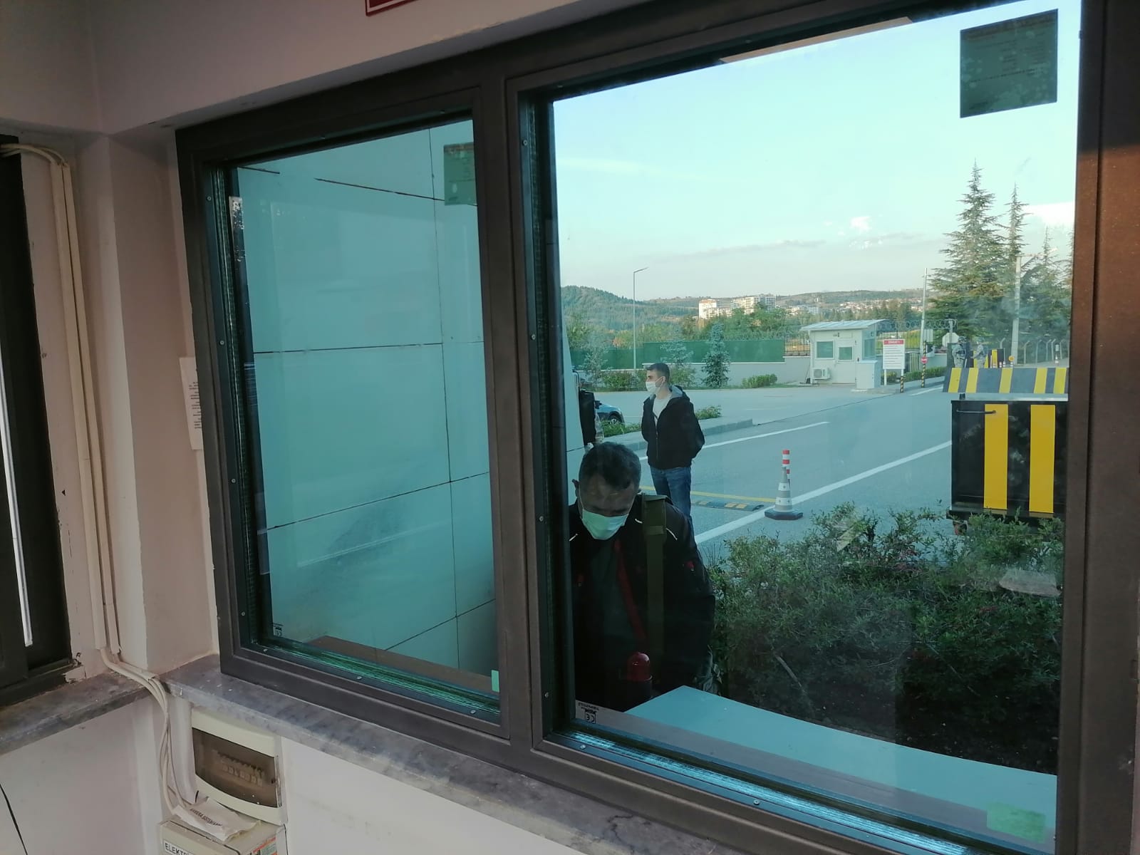 Kurşun Geçirmez Cam ve Pencere Sistemleri - Görsel 5